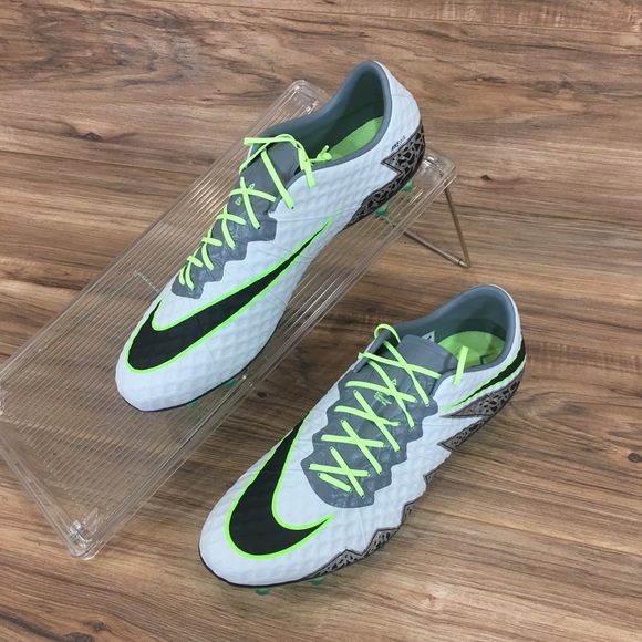 Nike Other - <SOLD>Nike Hypervenom Phinish II FG Soccer New